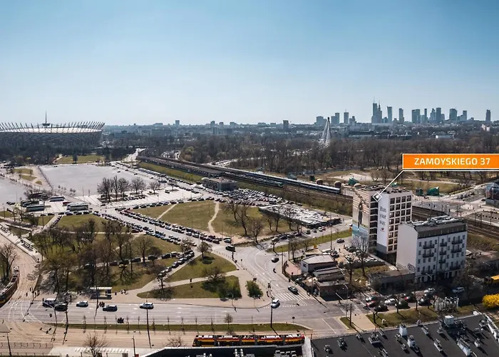 Zamoyskiego, Sun & Snow