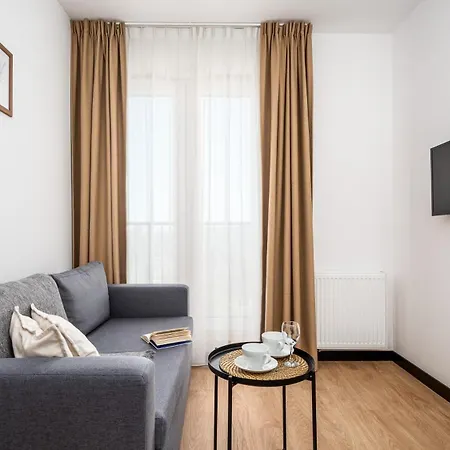 Apartment Zamoyskiego Near Pge National Stadium By Sun & Snow