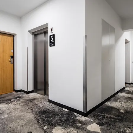 Zamoyskiego, Sun & Snow Lejlighed Warszawa